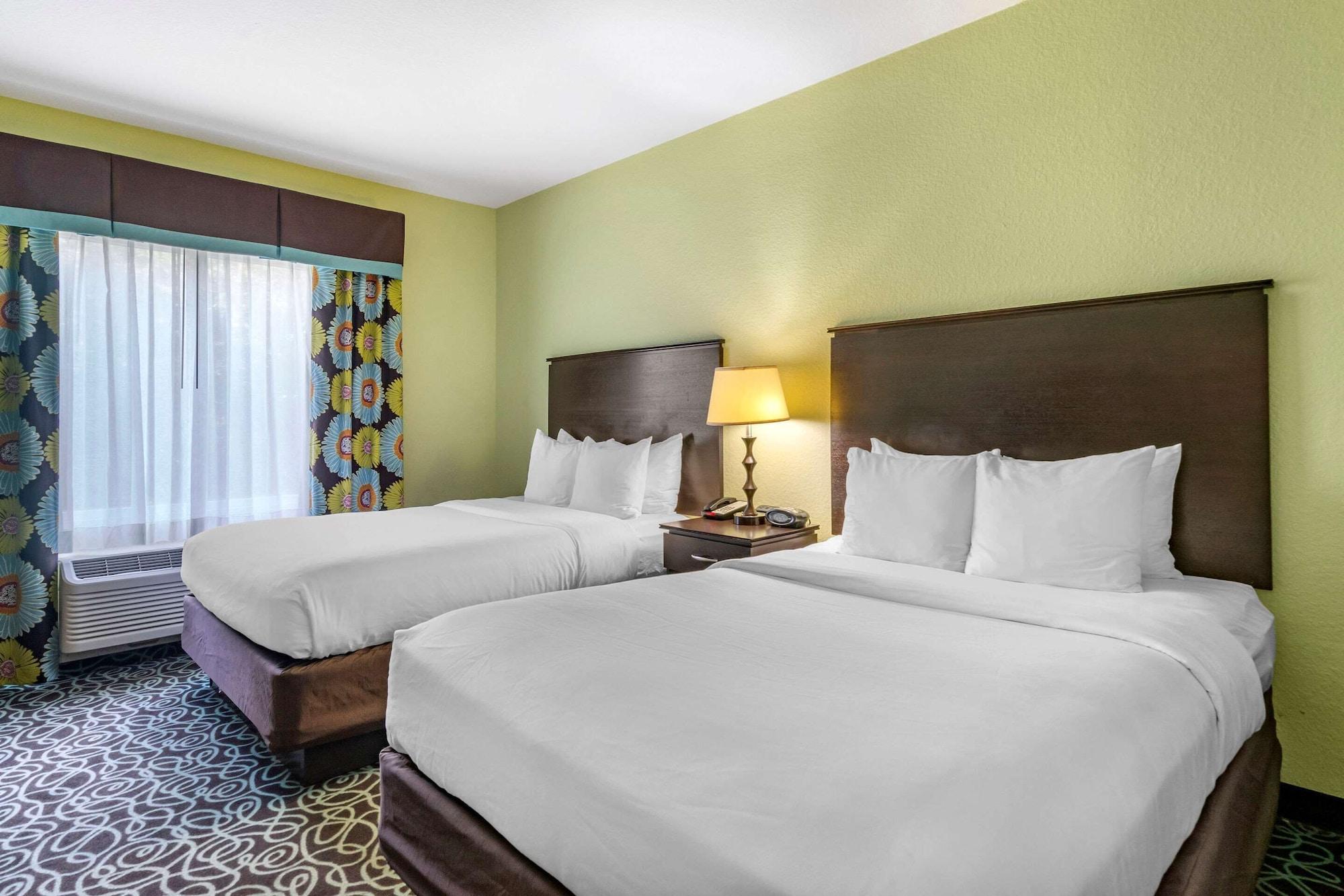 Hampton Inn By Hilton Tampa Fairgrounds Casino Extérieur photo