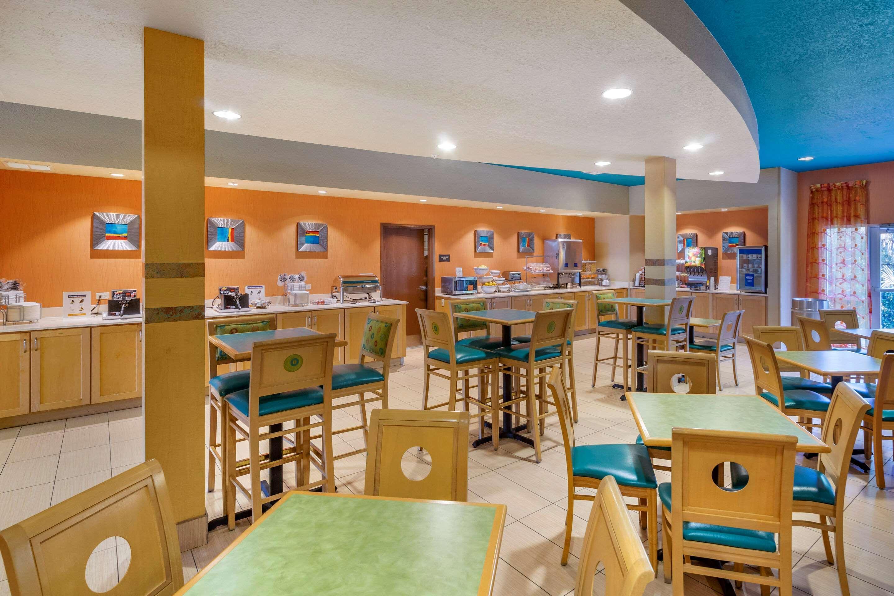 Hampton Inn By Hilton Tampa Fairgrounds Casino Extérieur photo